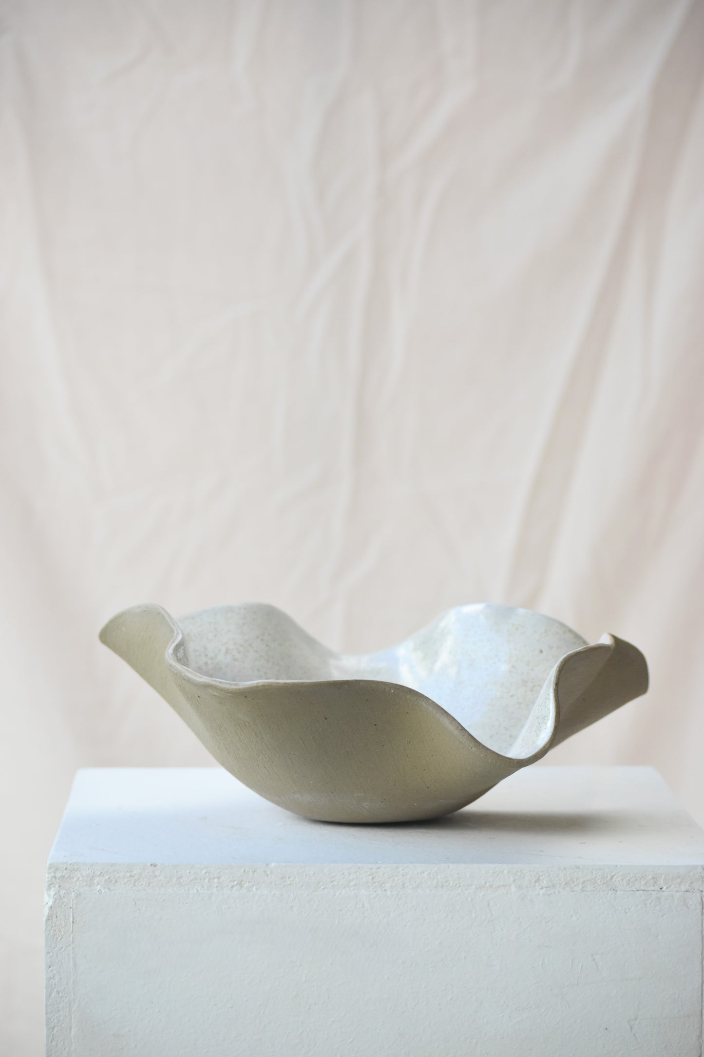 Wave bowl speckle
