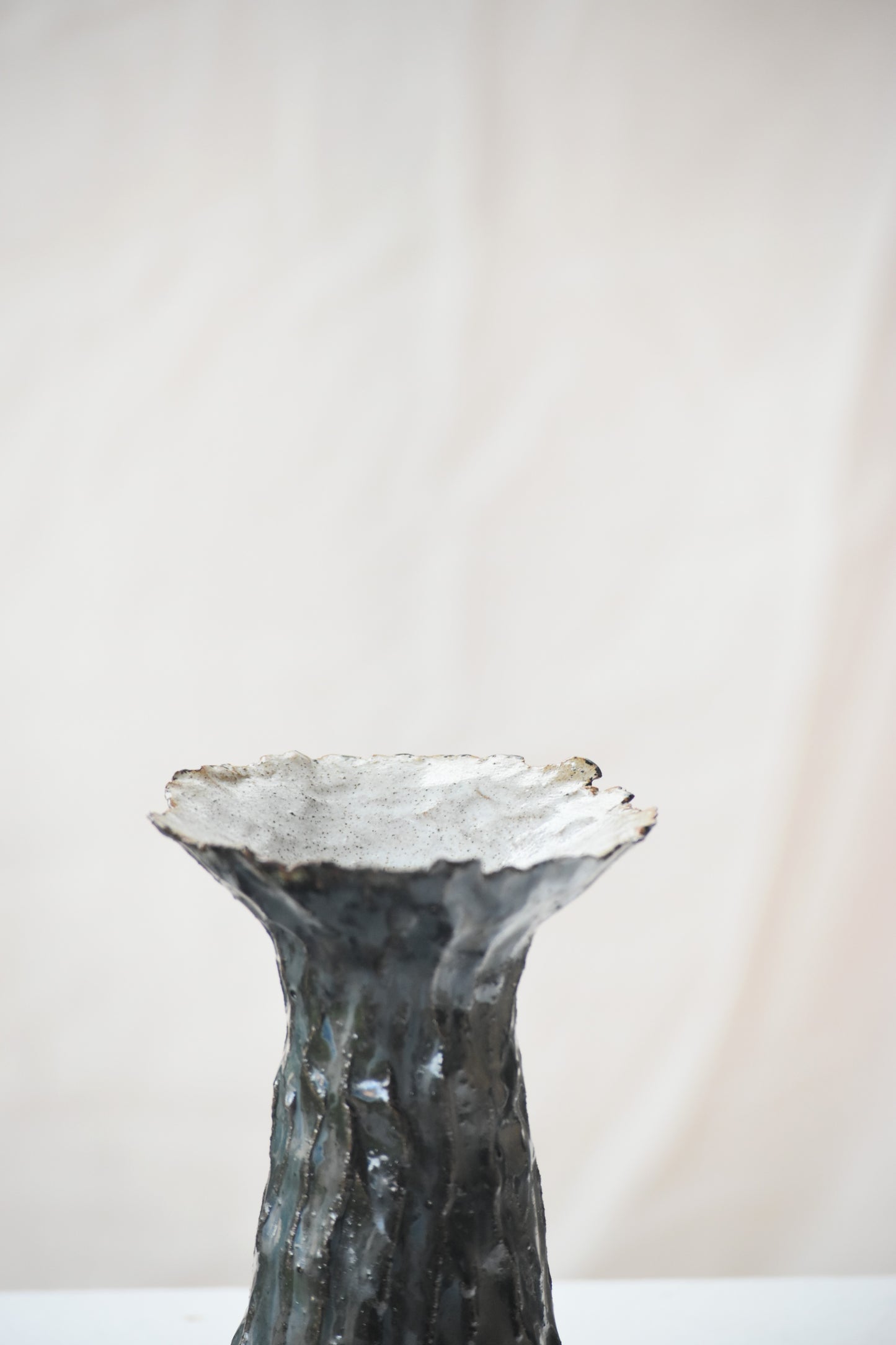 Wide neck vase black and white